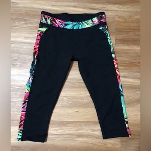 Women’s Fabletics leggings Size Small